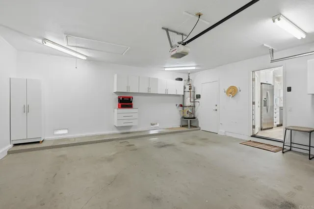 a view of a tennis court