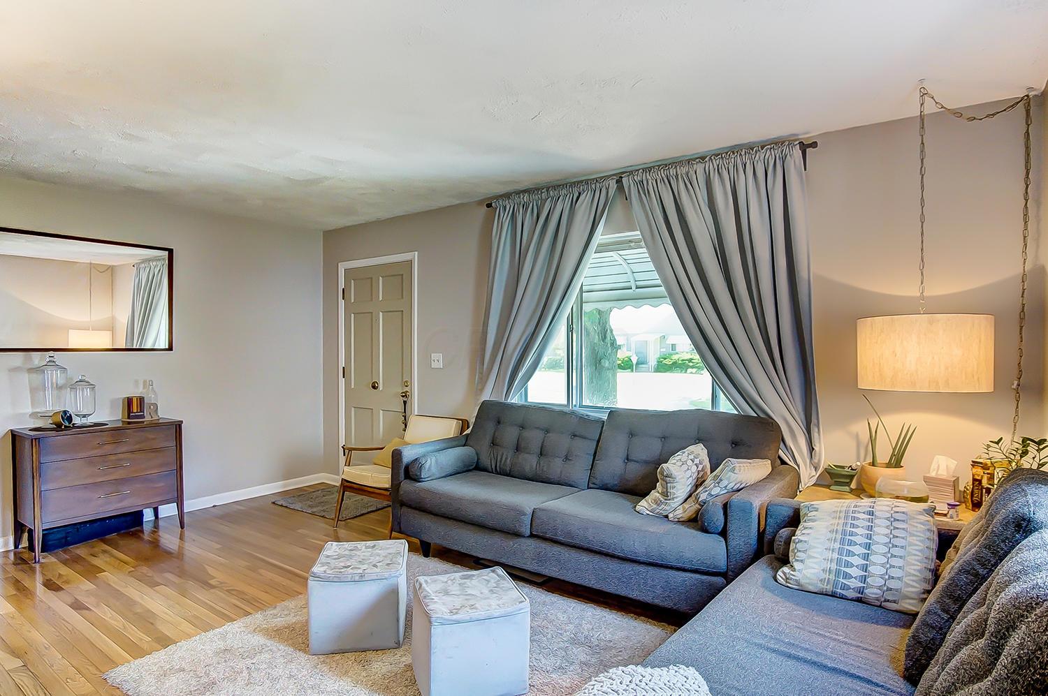 4259 Cody Road Columbus, OH 43224 - Photo 4 of 24 Gallery Image 4
