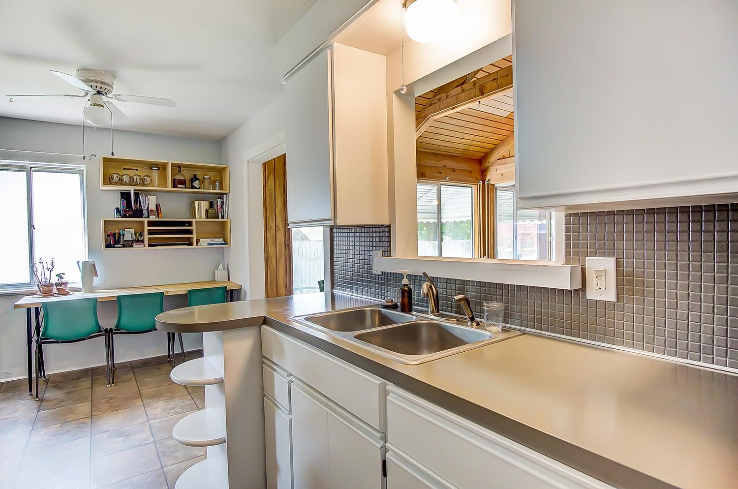 4259 Cody Road Columbus, OH 43224 - Photo 9 of 24 Gallery Image 9