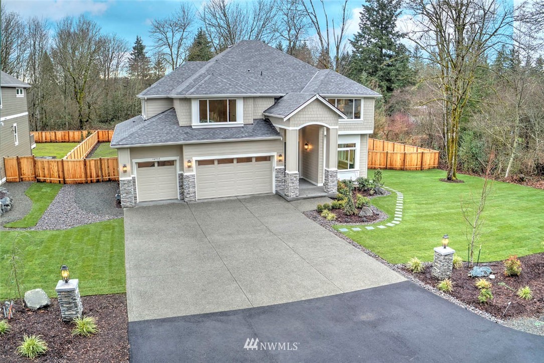 16933 Southeast 140th Street Renton, WA 98059 - Photo 2 of 25