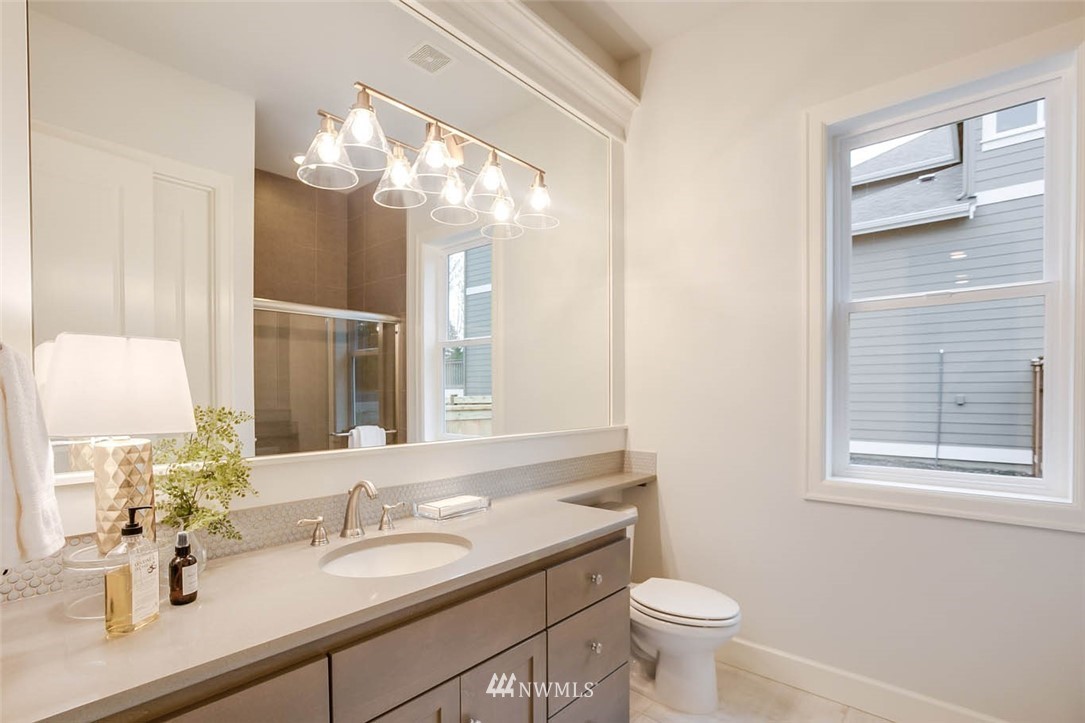 16933 Southeast 140th Street Renton, WA 98059 - Photo 13 of 25