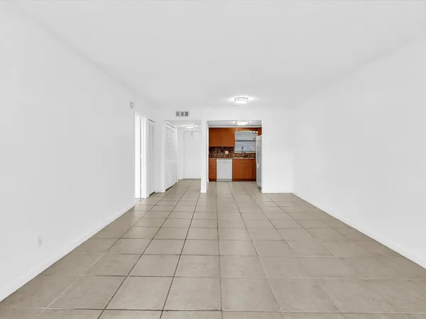 $99,000 | 6650 Royal Palm Boulevard, Unit 206C, Pompano Beach, FL 33063
