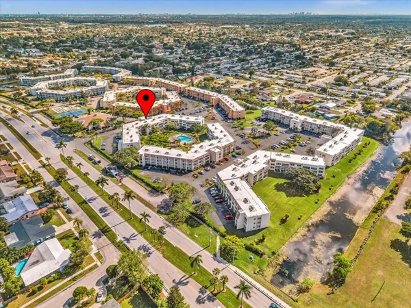 $99,000 | 6650 Royal Palm Boulevard, Unit 206C, Pompano Beach, FL 33063