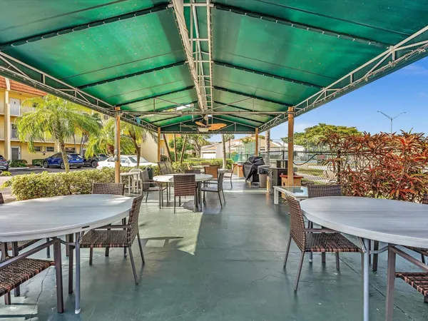 $99,000 | 6650 Royal Palm Boulevard, Unit 206C, Pompano Beach, FL 33063