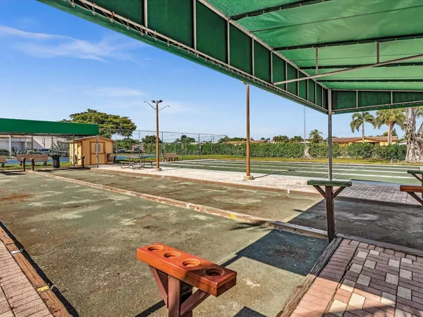 $99,000 | 6650 Royal Palm Boulevard, Unit 206C, Pompano Beach, FL 33063