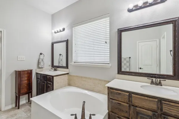 $489,900 | 10420 Old Eagle River Lane, McKinney, TX 75072