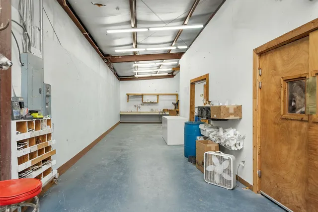 a view of a storage & utility room