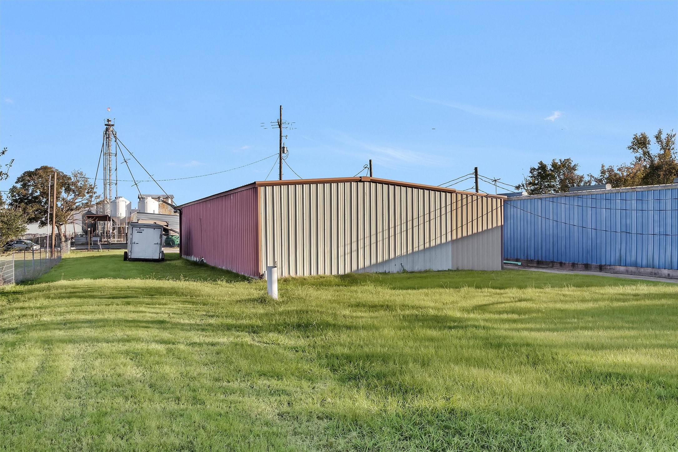6821 Bailey Street Shiro, TX 77831 - Photo 4 of 35 a view of a garden
