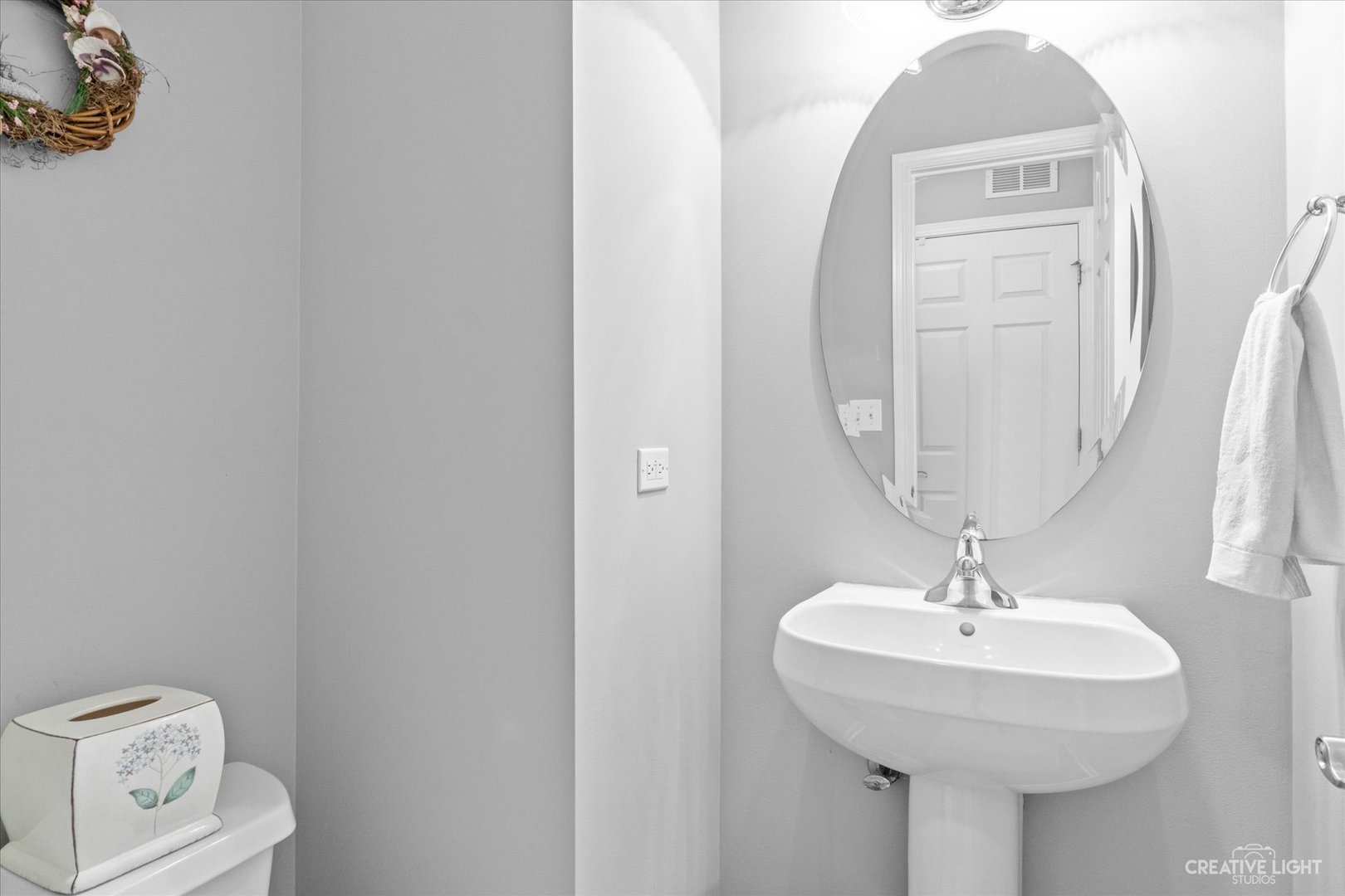 464 Lancaster Drive Pingree Grove, IL 60140 - Photo 9 of 17 a bathroom with a sink and a mirror