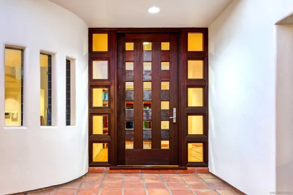 $7,350,000 | 2320 Camino Del Collado, La Jolla, CA 92037