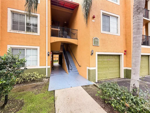 $1,950 | 2080 West Preserve Way, Unit 201, Miramar, FL 33025