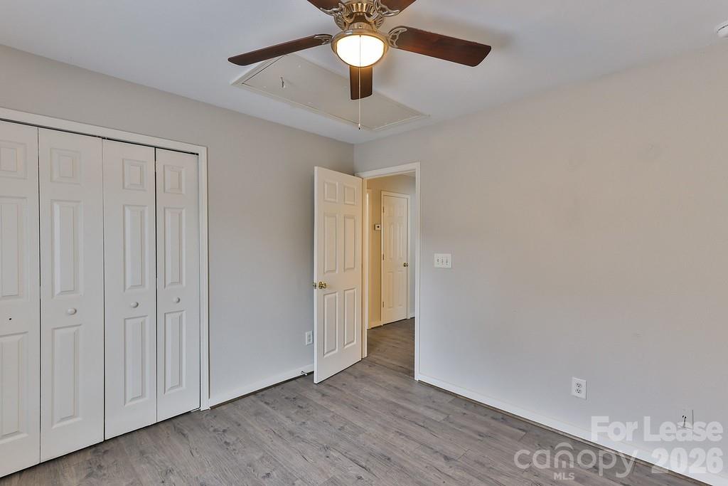 8946 Chalkstone Road Charlotte, NC 28216 - Photo 29 of 37