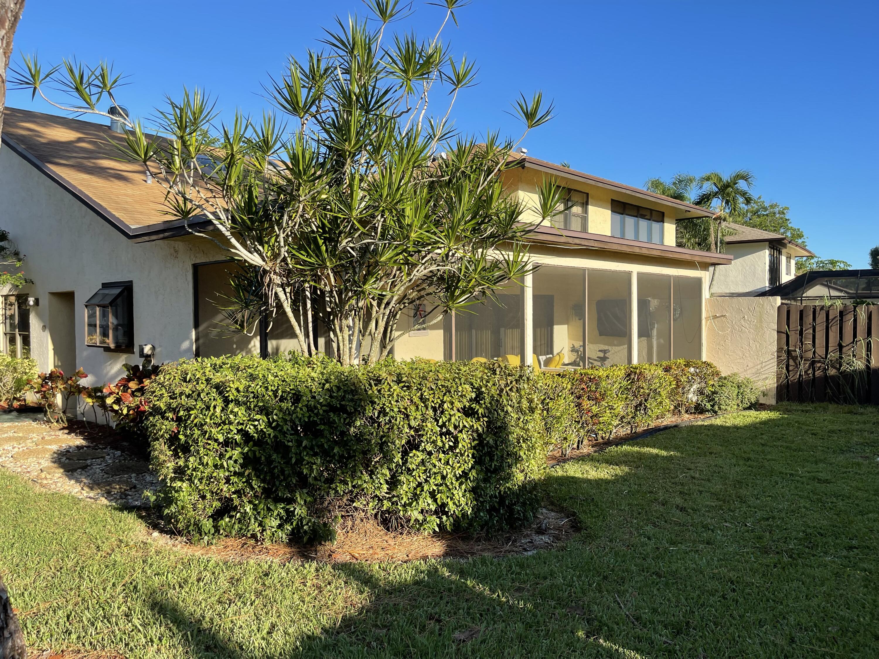 354 Southwest 28th Avenue Delray Beach, FL 33445 - Photo 1 of 54 IMG_0623