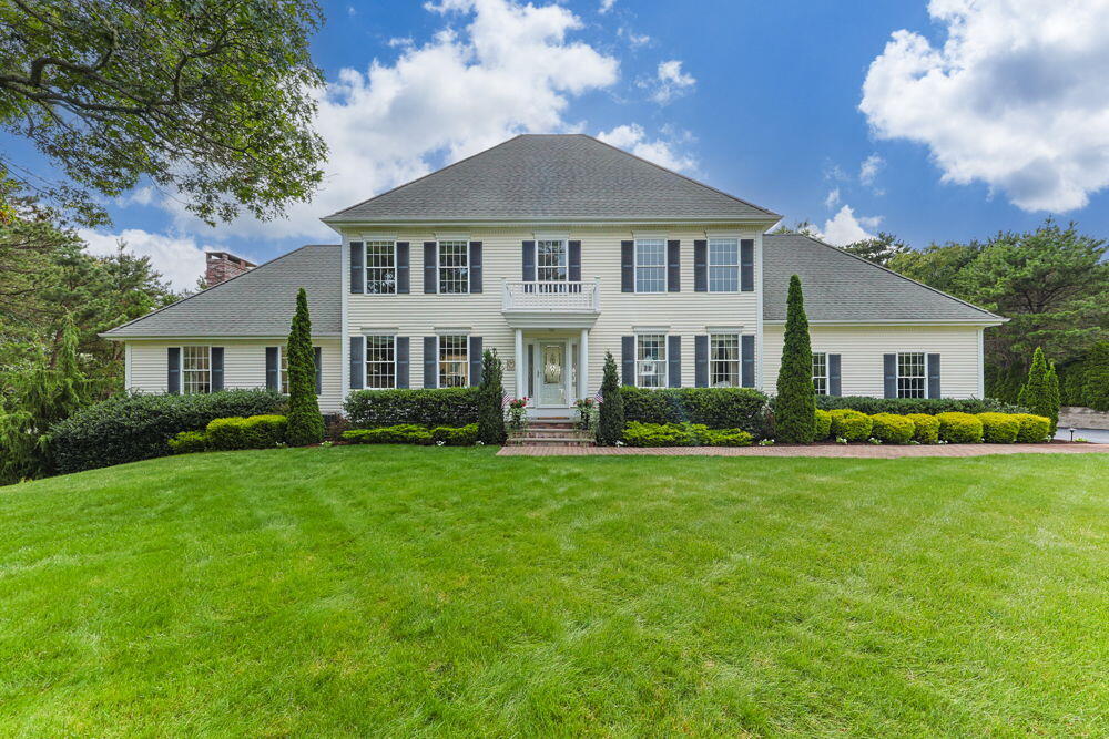 29 Weather Deck Road Bourne, MA 02532 - Photo 3 of 65 Pull Up to Peaceful Living