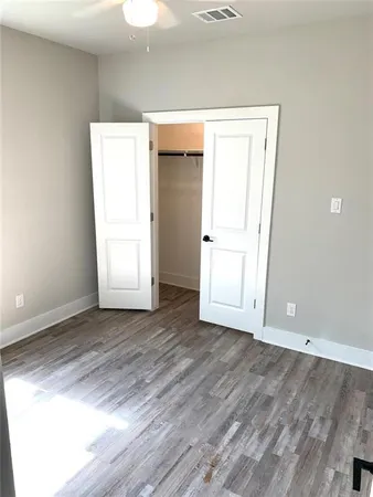 $2,400 | 4621 Collins Avenue, Dallas, TX 75210