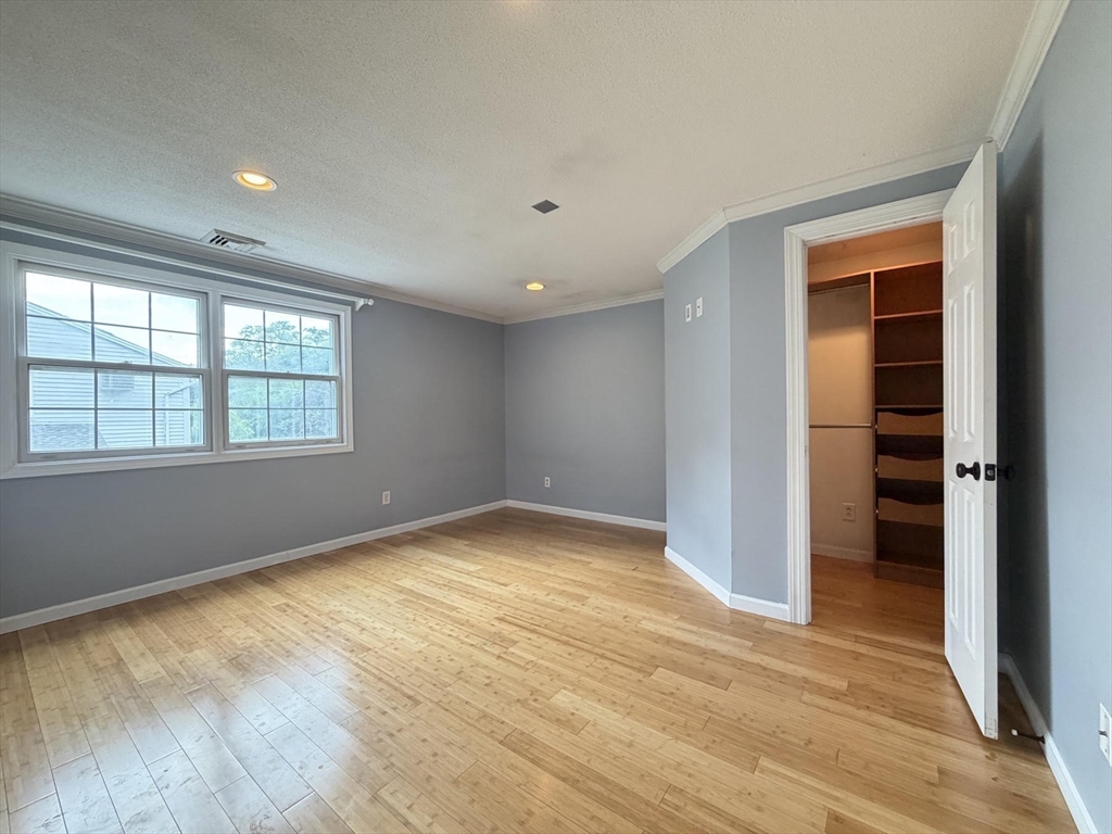 47-49 Kamuda Street, Unit 47 Springfield, MA 01151 - Photo 8 of 17