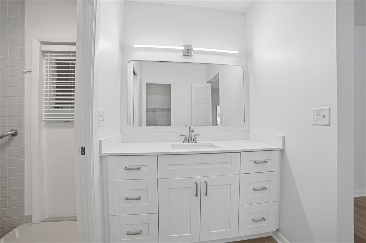 7000 Northwest 4th Avenue Boca Raton, FL 33487 - Photo 21 of 34 28-Bedroom1-Sink