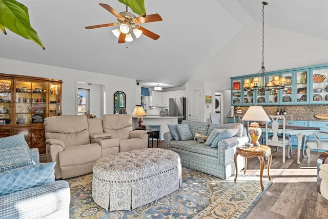 $644,900 | 111 Contrary Road, Burns, TN 37029