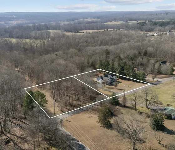 $644,900 | 111 Contrary Road, Burns, TN 37029