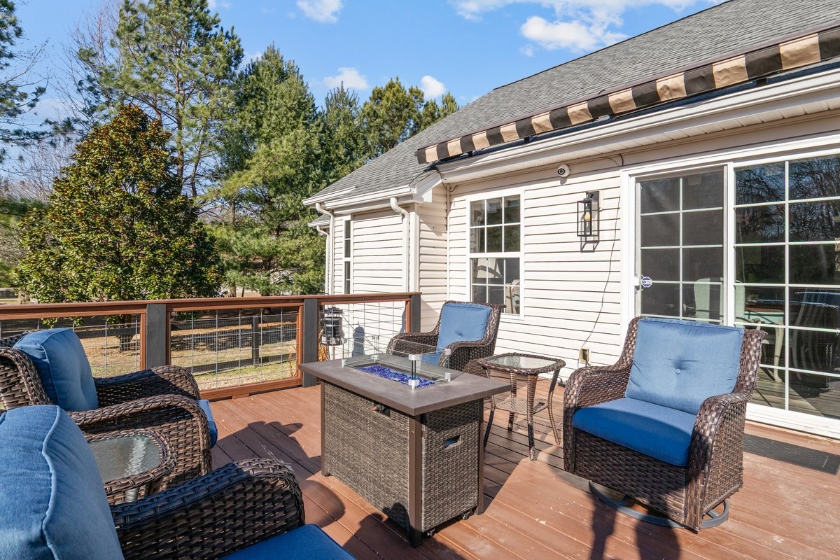 111 Contrary Road Burns, TN 37029 - Photo 38 of 70