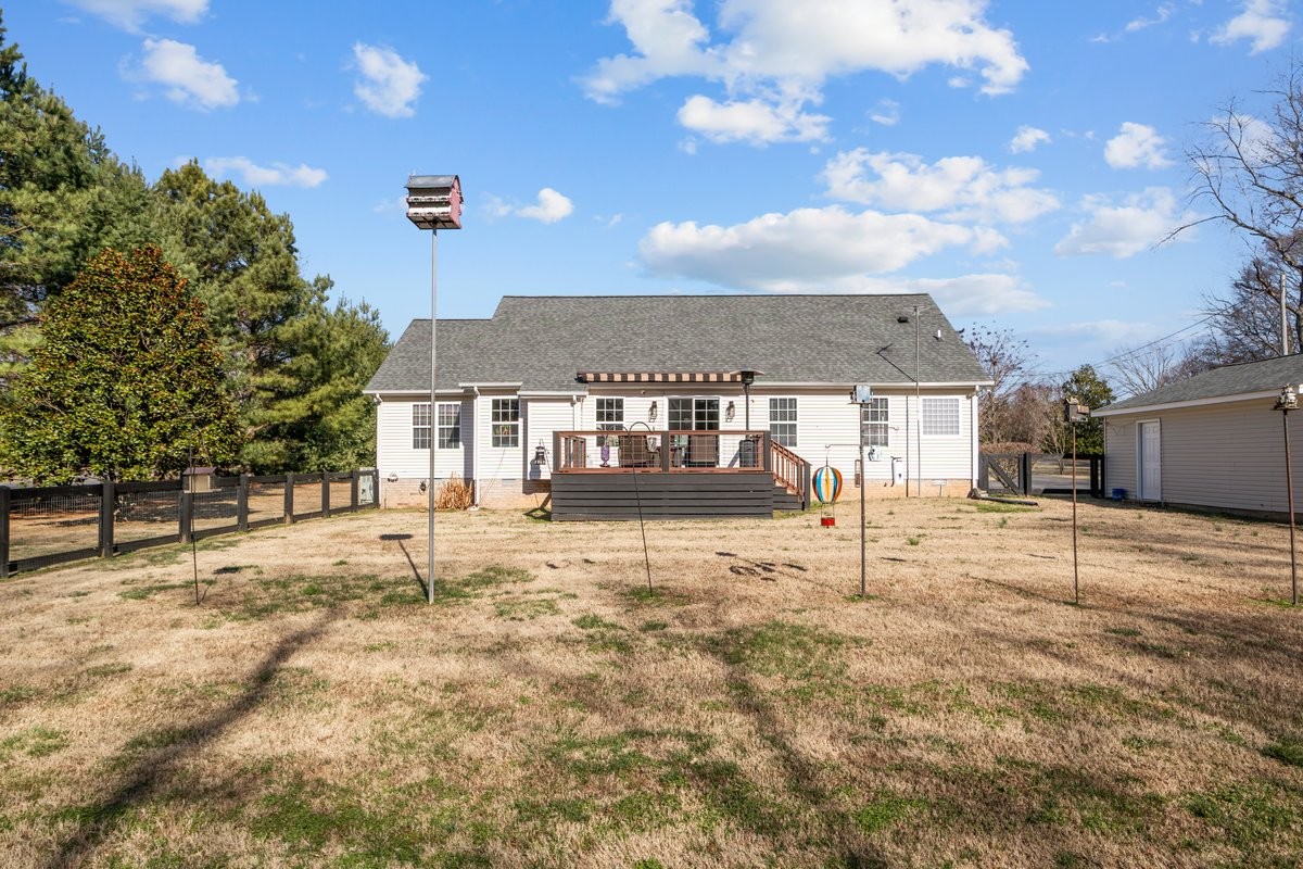 111 Contrary Road Burns, TN 37029 - Photo 44 of 70