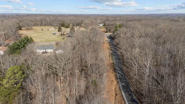 $644,900 | 111 Contrary Road, Burns, TN 37029