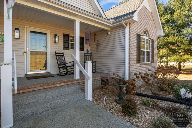 $644,900 | 111 Contrary Road, Burns, TN 37029