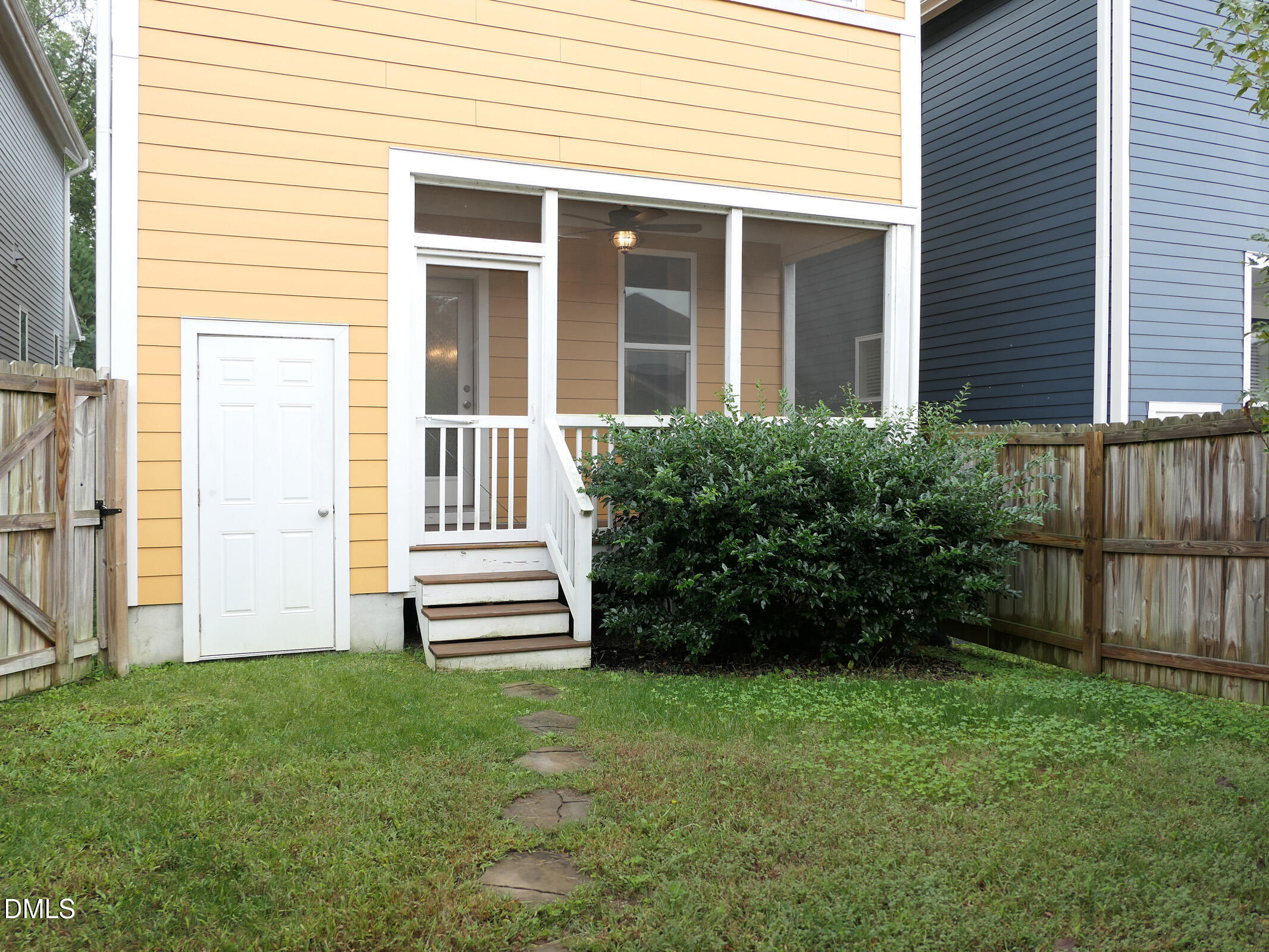 35 Hawk Point Road Chapel Hill, NC 27516 - Photo 24 of 37 Yard 2