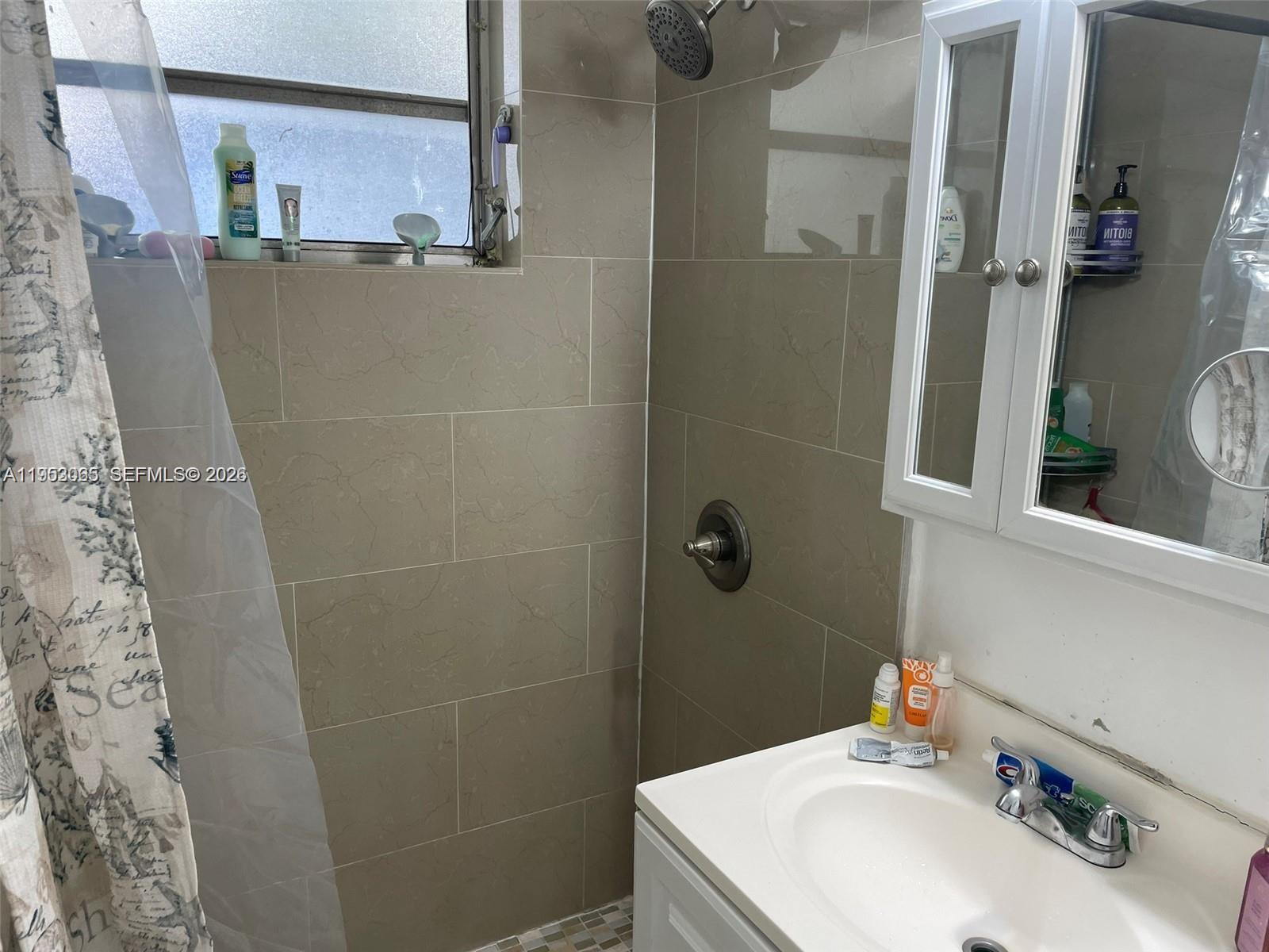 1790 Northwest 19th Street Miami, FL 33125 - Photo 11 of 19