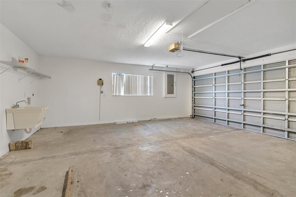 14091 Southwest 32nd Terrace Road Ocala, FL 34473 - Photo 20 of 26 Gallery Image 20