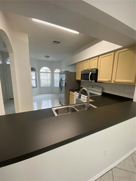 1626 Prowmore Drive Brandon, FL 33511 - Photo 7 of 23