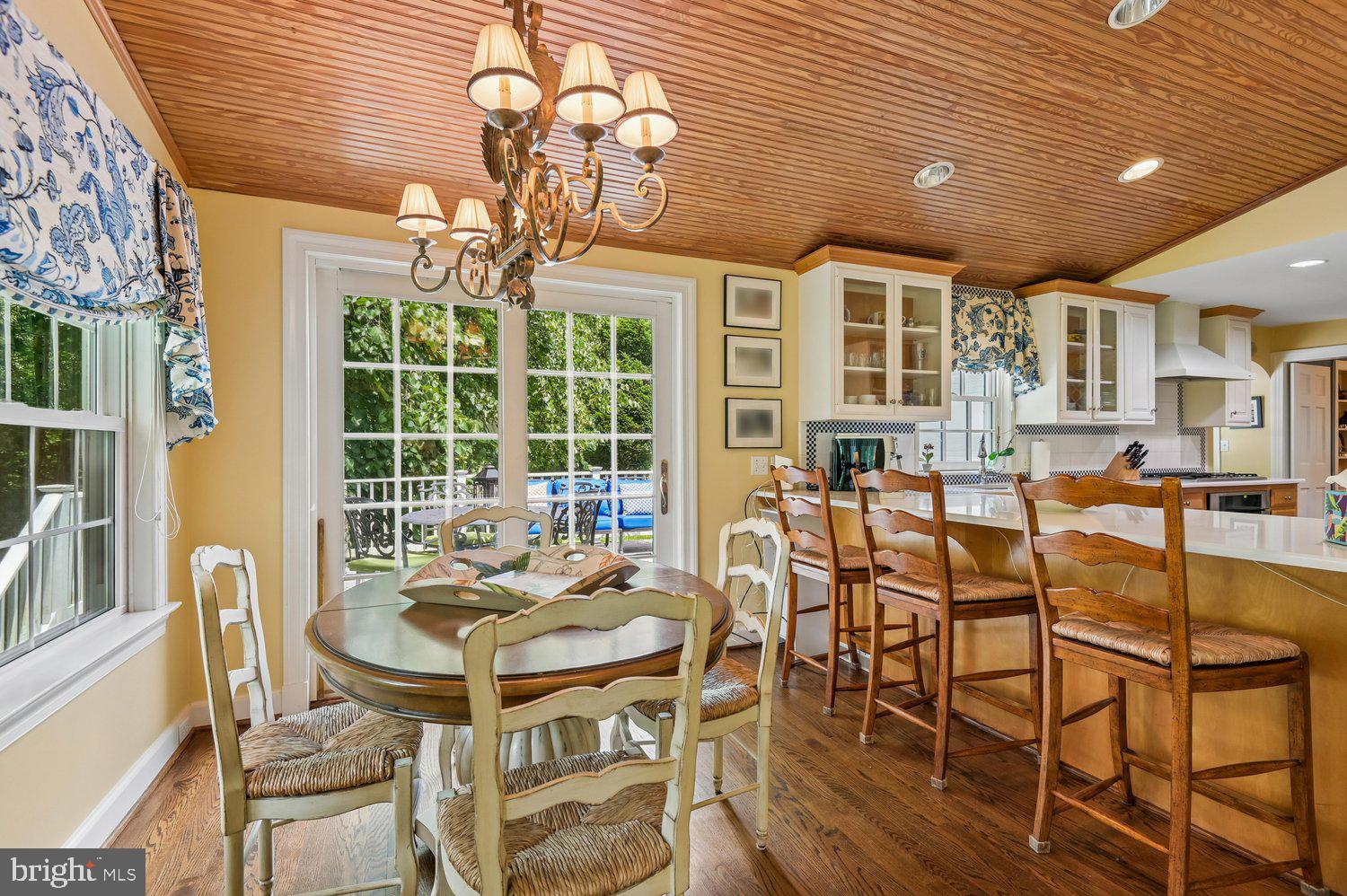 1110 Bryn Mawr Road Baltimore, MD 21210 - Photo 22 of 67 Breakfast Area