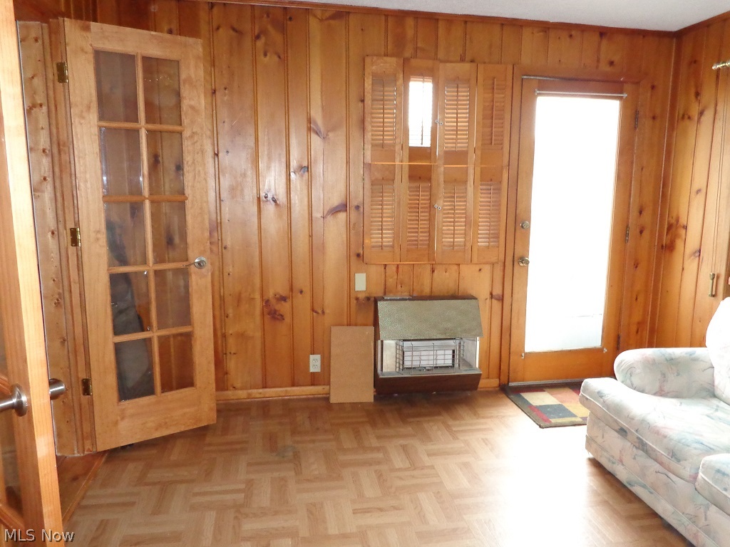 16519 Webster Road Cleveland, OH 44130 - Photo 11 of 14 Gallery Image 11