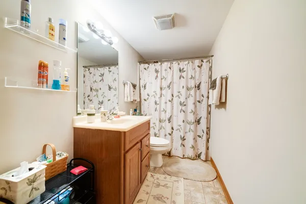 $285,000 | 1453 Boulder Creek Way, Unit 2, Rockford, IL 61108