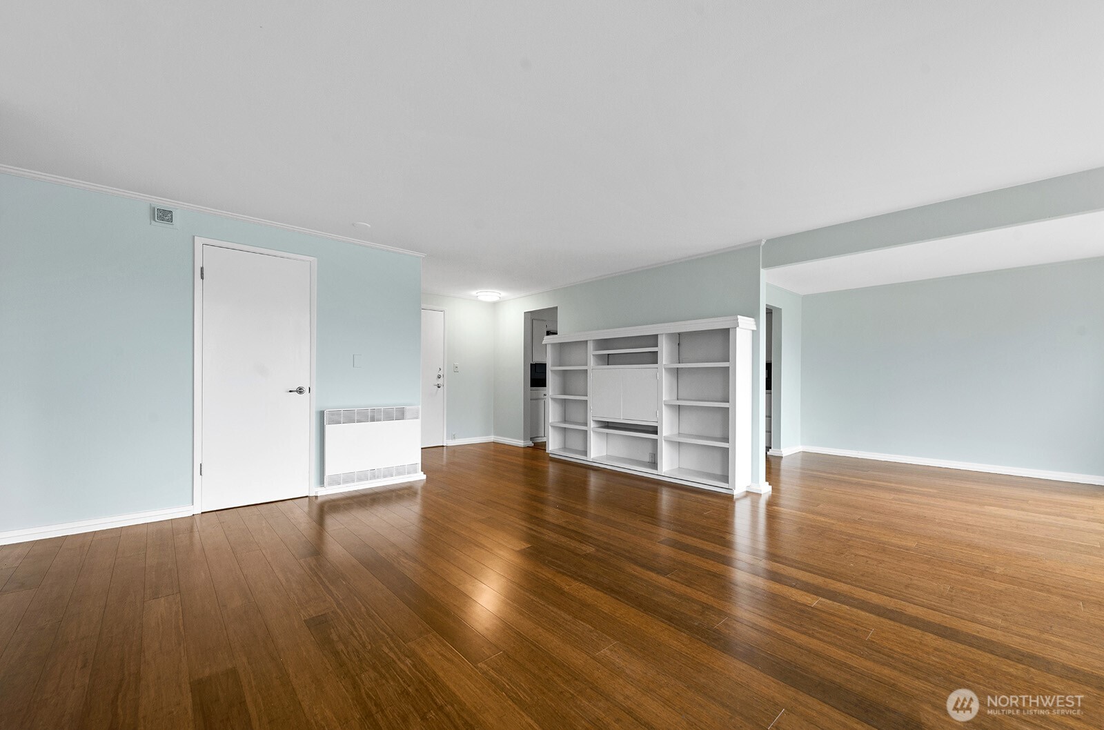 3717 Beach Drive Southwest, Unit 113 Seattle, WA 98116 - Photo 10 of 38