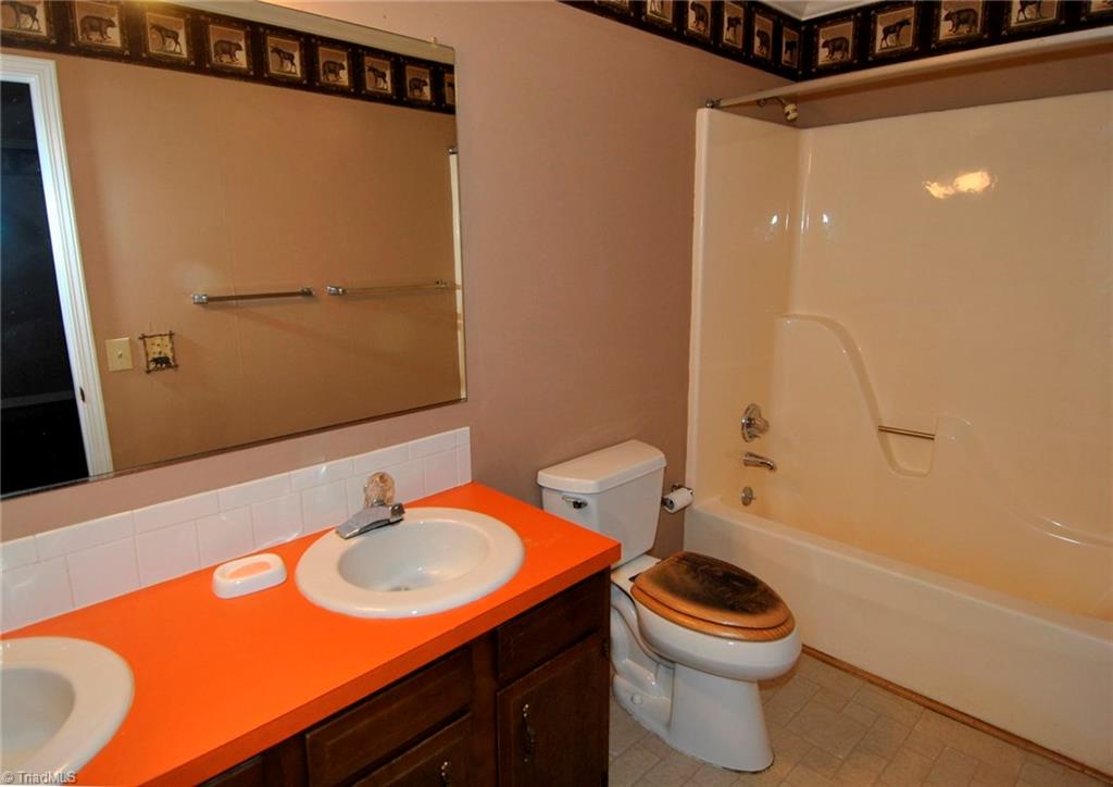 6899 Culler Road Clemmons, NC 27012 - Photo 11 of 30 Gallery Image 11