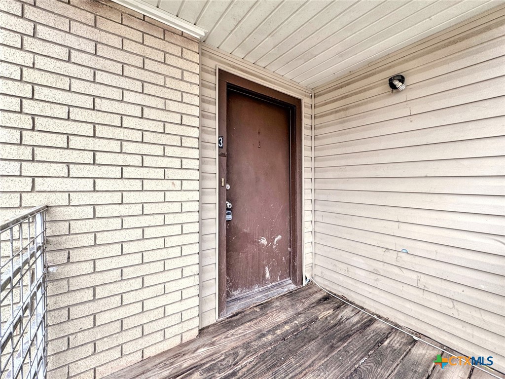 712 Martindale Road San Marcos, TX 78666 - Photo 4 of 17