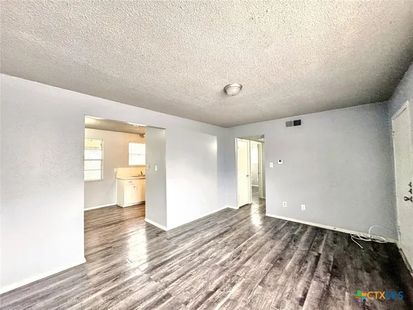 $799 | 712 Martindale Road, San Marcos, TX 78666