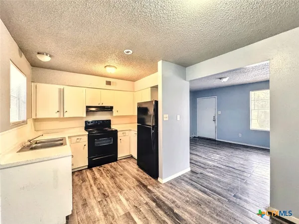 $799 | 712 Martindale Road, San Marcos, TX 78666