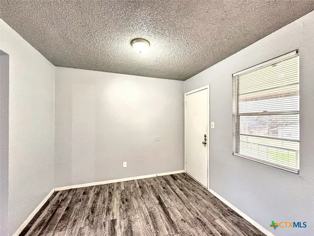 $889 | 712 Martindale Road, San Marcos, TX 78666