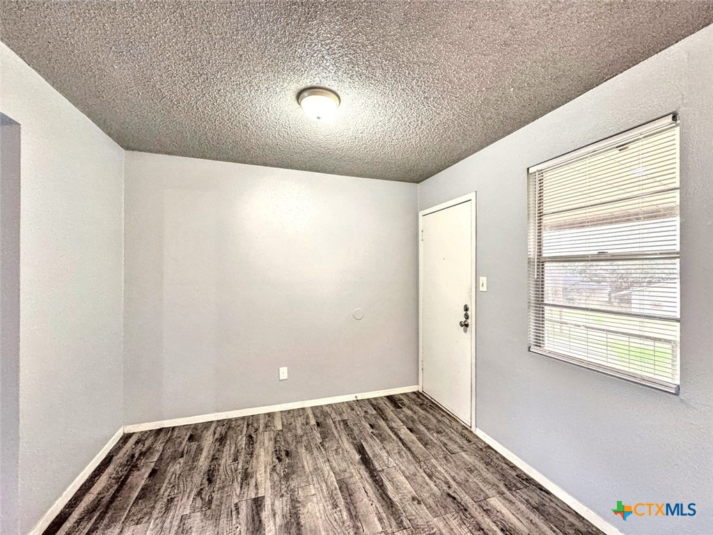 712 Martindale Road San Marcos, TX 78666 - Photo 10 of 17