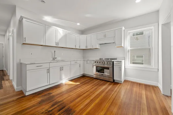$3,600 | 53 Woodford Street, Unit 1, Boston, MA 02125