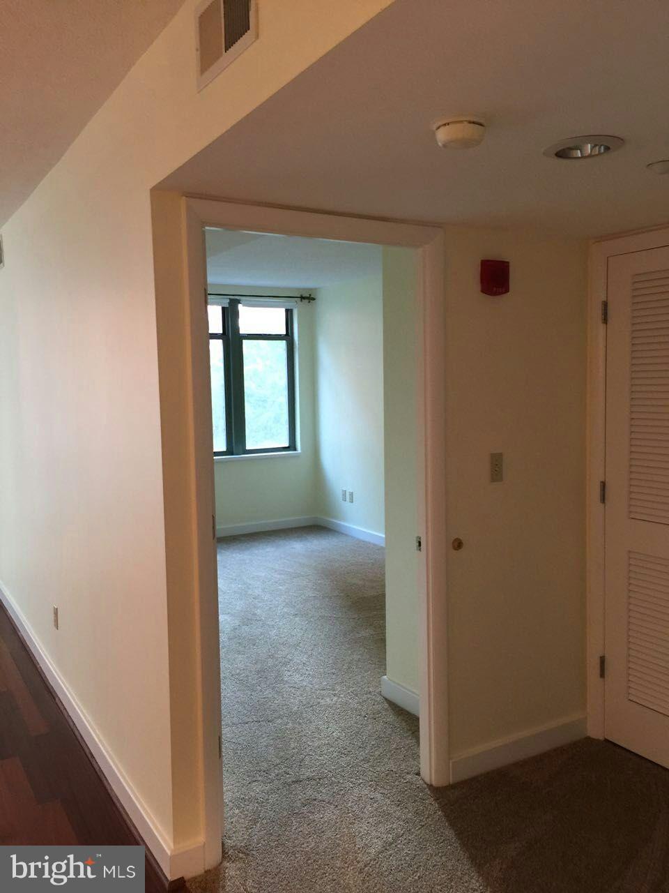 1150 K Street Northwest, Unit 506 Washington, DC 20005 - Photo 4 of 9 Interior (General)