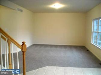 2723 Springhouse Road Philadelphia, PA 19114 - Photo 6 of 8 Gallery Image 6