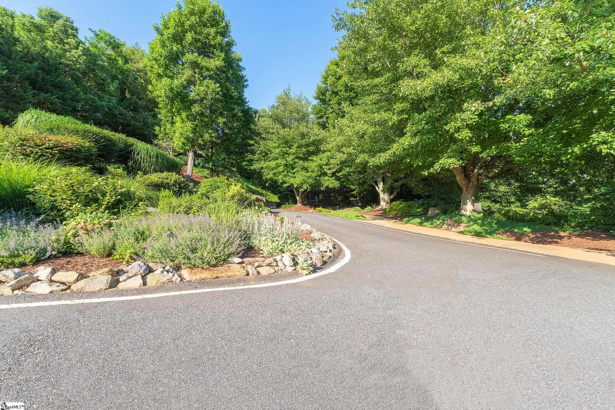 39 Raptor Way Landrum, SC 29356 - Photo 18 of 47