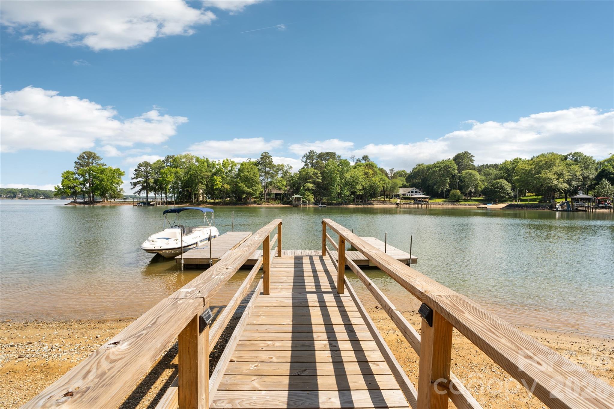 3911 Sandy Point Road York, SC 29745 - Photo 34 of 35