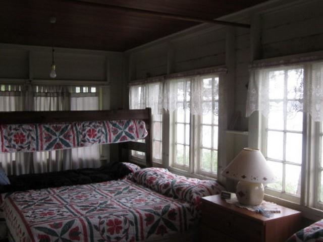 6374 South Dunns Farm Road Maple City, MI 49664 - Photo 10 of 20 1814553-9.JPG