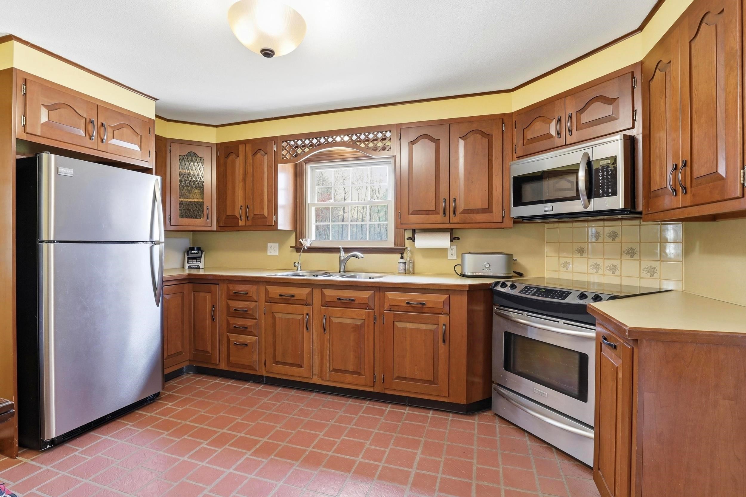 68 White Rock Hill Road Bow, NH 03304 - Photo 9 of 58