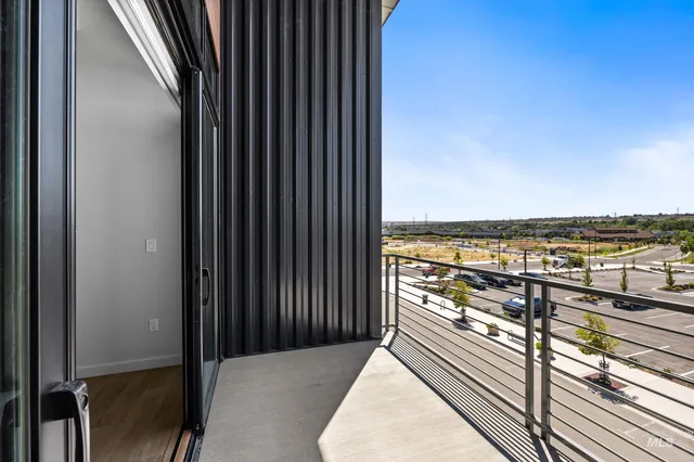 $419,900 | 4340 East Haystack Street, Unit 307, Boise, ID 83716