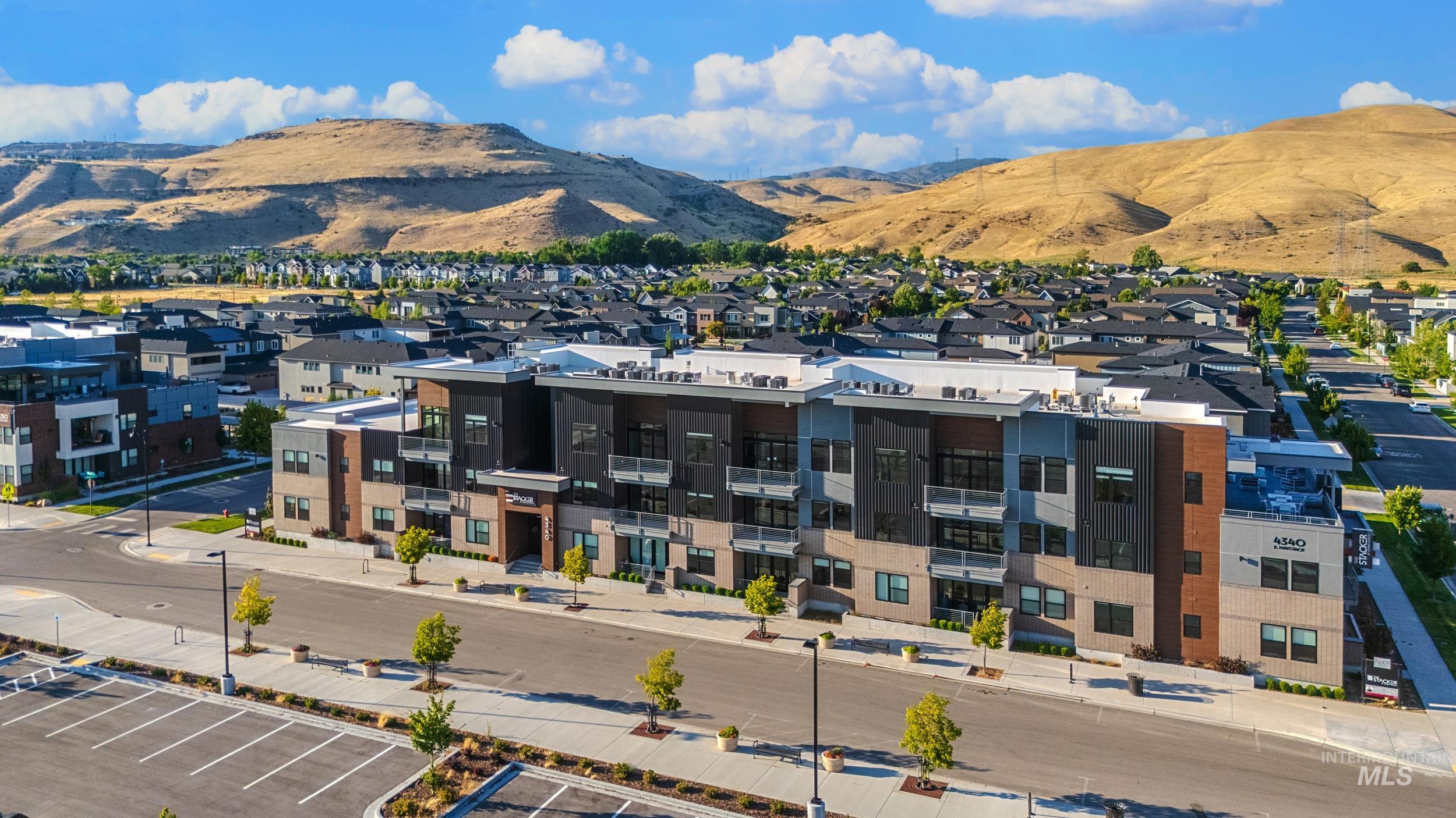 4340 East Haystack Street, Unit 307 Boise, ID 83716 - Photo 20 of 50 View of mountain backdrop